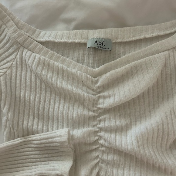 Off-Shoulder Ruched Ribbed Long-Sleeve Top — Cream - Picture 2 of 3